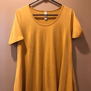 LuLaRoe perfect tee
